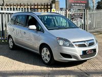 Second-hand Vauxhall Zafira 2011 Argintiu Monovolum