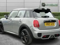 Begagnad Mini Cooper S Hatch 192 HK (141 kW) 2019 Grå Halvkombi