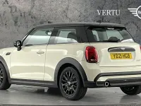 Used Mini Cooper Classic 136 HP (100 kW) 2021 White Hatchback