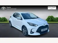 Używany Toyota Yaris Hybrid 2024 Biały Hatchback