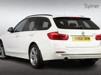 Used BMW 318 Sport Line 148 HP (108 kW) 2019 White Estate