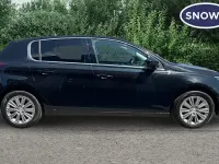 Used Peugeot 308 Allure Premium 131 HP (96 kW) 2021 Black Hatchback