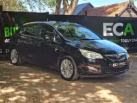 Used Vauxhall Astra Excite 2011 Black Hatchback