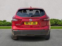 Used Nissan Qashqai Acenta Premium 140 HP (102 kW) 2021 Red SUV