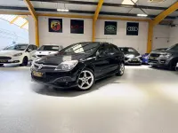 Used Vauxhall Astra SRi 138 HP (101 kW) 2009 Black Hatchback