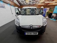 Used Vauxhall Combo 95 HP (69 kW) 2018 White MPV