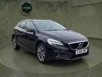 Usado Volvo V40 2016 Negro Utilitario