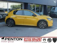 Used Peugeot e-208 GT 100 kW (136 HP) 2023 Yellow Hatchback