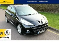 Begagnad Peugeot 207 Allure 92 HK (67 kW) 2011 Svart Halvkombi