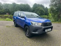 Used Toyota HiLux Active 150 HP (110 kW) 2020 Blue Pickup
