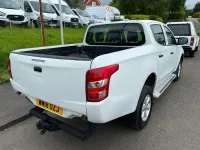 Used Mitsubishi L200 2018 White Pickup