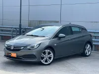 Gebraucht Vauxhall Astra SRi 150 PS (110 kW) 2017 Grau Kleinwagen