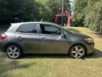 Used Toyota Auris SR 132 HP (97 kW) 2012 Grey Hatchback