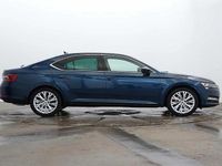 Used Skoda Superb SE L 187 HP (137 kW) 2024 Petrol blue metallic Hatchback