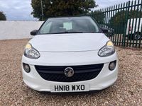 Begagnad Vauxhall Adam S 70 HK (51 kW) 2018 Vit Halvkombi
