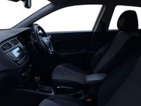 Used Hyundai i20 Premium 100 HP (73 kW) 2019 Blue Hatchback