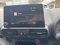 Second-hand Vauxhall Combo Sportive 100 CP (73 kW) 2021 Gri Monovolum