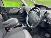 Usado Citroën Grand C4 Picasso Flair 150 HP (110 kW) 2017 Vermelho Monovolume