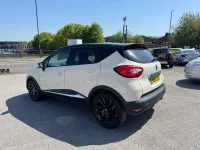 Used Renault Captur Dynamique 90 HP (66 kW) 2015 White SUV