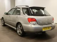 Begagnad Subaru Impreza 250 HK (183 kW) 2005 Grå Halvkombi