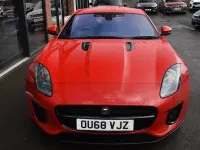 Usado Jaguar F-Type R-Dynamic 300 HP (220 kW) 2018 Vermelho Coupé