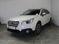 Usado Subaru Outback Premium 175 CV (128 kW) 2015 Blanco Familiar