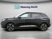 Second-hand Peugeot e-2008 Allure+ 100 kW (136 CP) 2022 Negru SUV
