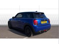 Usado Mini Cooper Classic 136 HP (100 kW) 2018 Azul Citadino