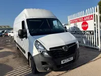 Second-hand Vauxhall Movano 2021 Alb