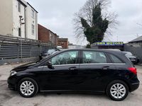 Begagnad Mercedes B180 SE 2013 Svart Minibuss