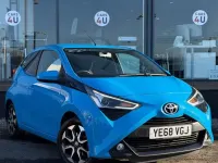 Gebraucht Toyota Aygo X-plore 71 PS (52 kW) 2018 Blau Kleinwagen