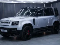 Usado Land Rover Defender HSE Dynamic 250 HP (183 kW) 2022 Prateado SUV