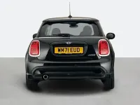 Usado Mini Cooper Classic 2022 Preto Citadino