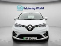 Used Renault Zoe Iconic 80 kW (109 HP) 2021 White Hatchback