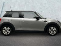 Used Mini Cooper Classic 134 HP (98 kW) 2024 Silver Hatchback