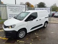 Used Peugeot Partner 2020 White MPV