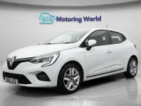 Używany Renault Clio V Play 75 KM (55 kW) 2021 Biały Hatchback