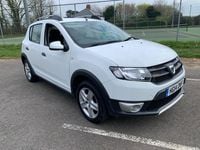 Used Dacia Sandero Ambiance 90 HP (66 kW) 2014 White Hatchback