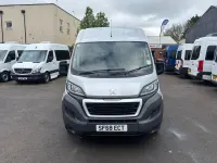 Used Peugeot Boxer 130 HP (95 kW) 2018 Silver Van