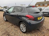Used Peugeot 208 Allure 110 HP (80 kW) 2017 Grey Hatchback