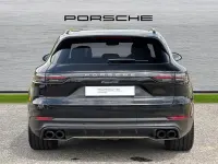 Used Porsche Cayenne Platinum Edition 340 HP (250 kW) 2023 Black SUV