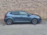 Used Renault Clio V Iconic 75 HP (55 kW) 2020 Grey Hatchback