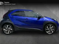 Used Toyota Aygo X 72 HP (52 kW) 2024 Juniper blue with black SUV