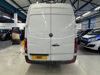 Usado VW Crafter 143 HP (105 kW) 2013 Branco Van