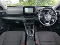 Used Toyota Yaris Hybrid Design 116 HP (85 kW) 2023 White Hatchback