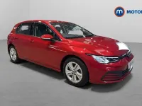 Used VW Golf VIII Life 150 HP (110 kW) 2023 Red Hatchback