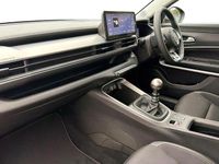 Used Jeep Avenger Summit 100 HP (73 kW) 2025 Yellow SUV