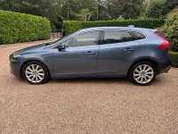 Used Volvo V40 SE Lux 147 HP (108 kW) 2014 Blue Hatchback