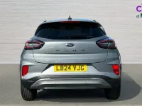 Usado Ford Puma Titanium 125 HP (91 kW) 2024 Prateado SUV