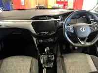 Used Vauxhall Corsa Design Edition 75 HP (55 kW) 2022 Hot red Hatchback